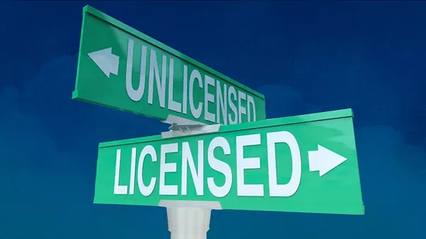 The Pros and Pitfalls of Hiring a Licensed Versus an Unlicensed Contractor
